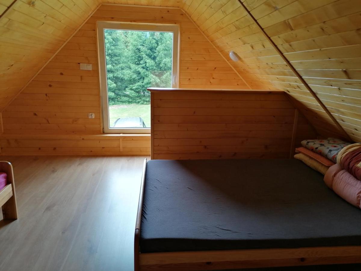 Lemkowo Pokoje Goscinne Domek Nr 2 Lutowiska Exterior foto
